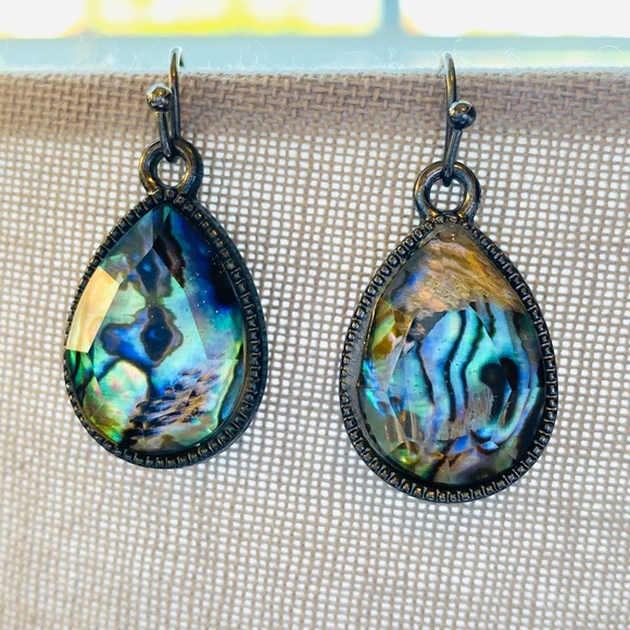 Dangle Earrings - Picture 2 of 2